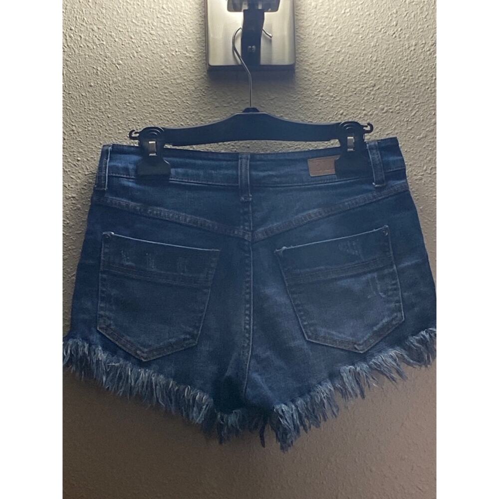 Elan Women Distressed Denim Shorts Medium Wash Size S - Picture 3 of 3